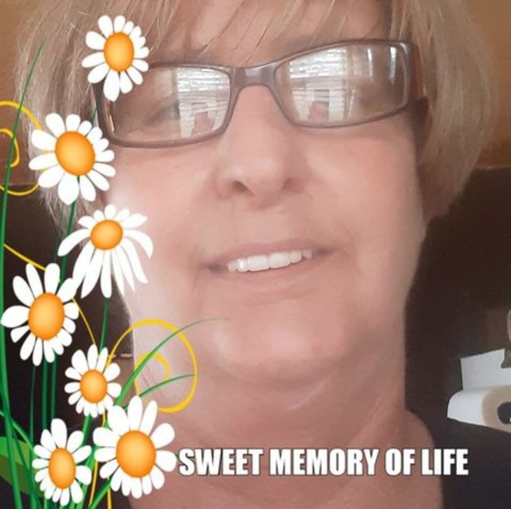 Meet your Posher, Angela